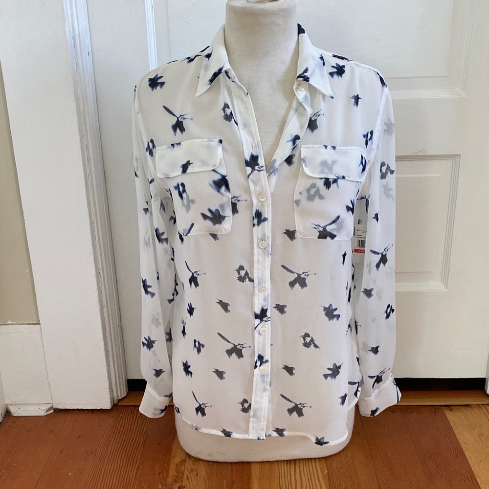 Two by Vince Camuto NWT Sheer Long Sleeve Button Down Blue Bird Shirt XS